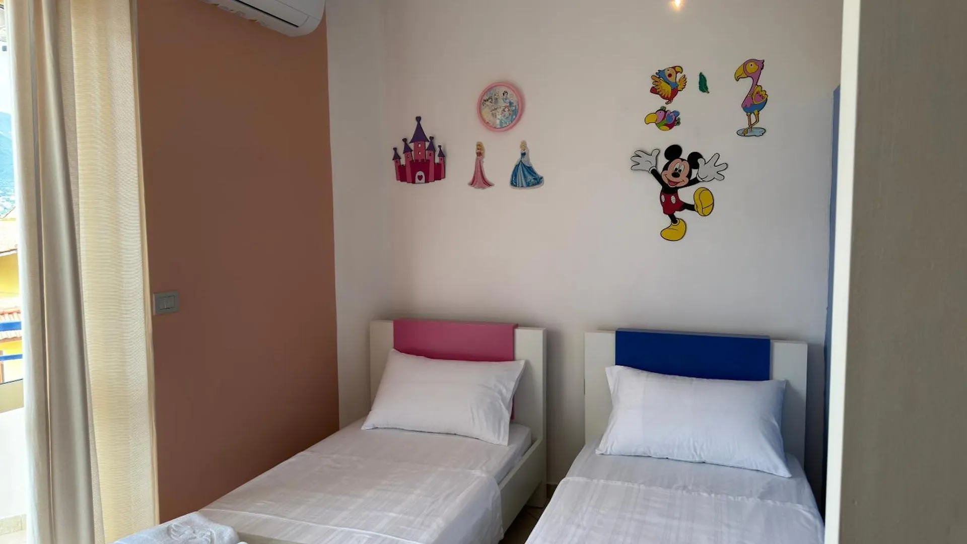Andi Seaview Apartments Vlore
