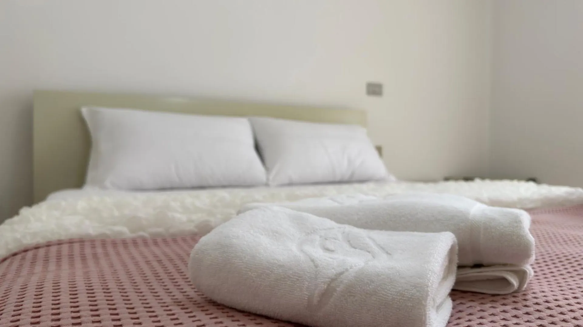 Andi Seaview Apartments Vlore