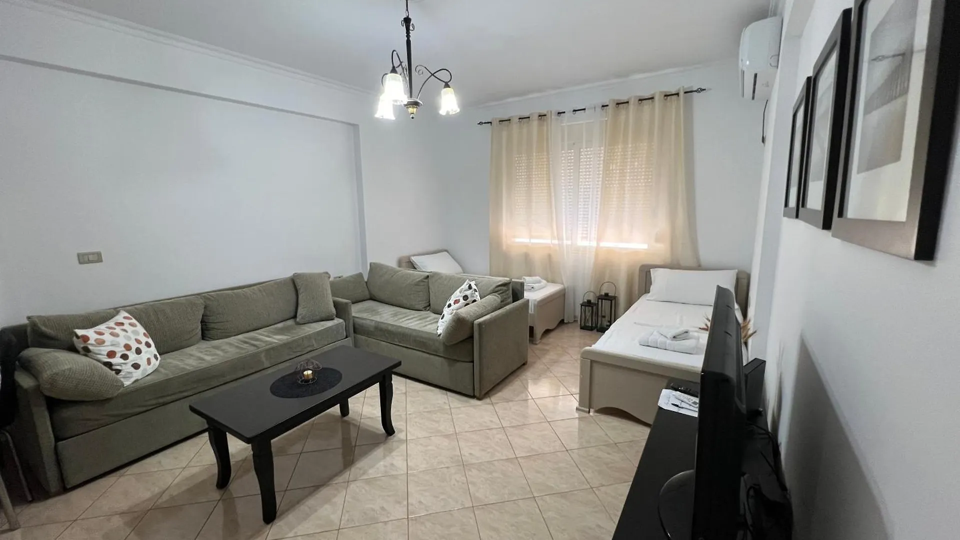 Andi Seaview Apartments Vlore