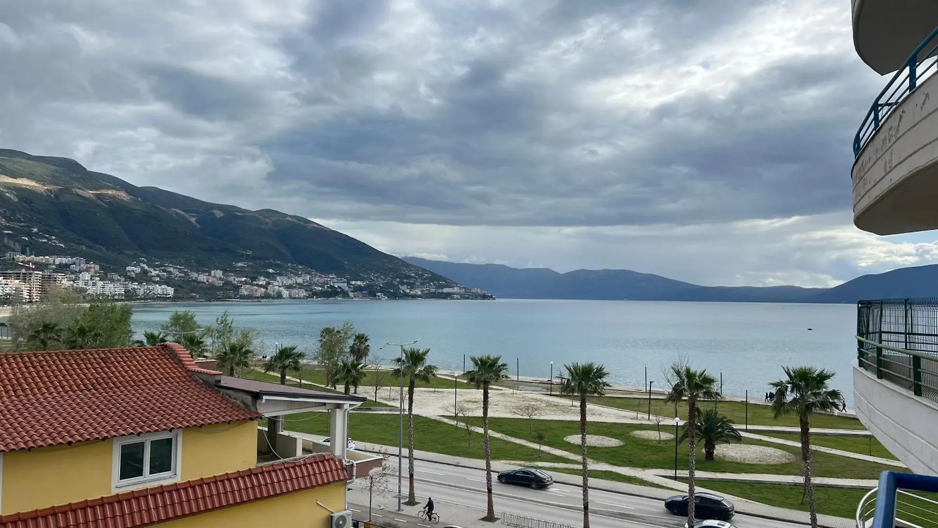 Andi Seaview Apartments Vlore